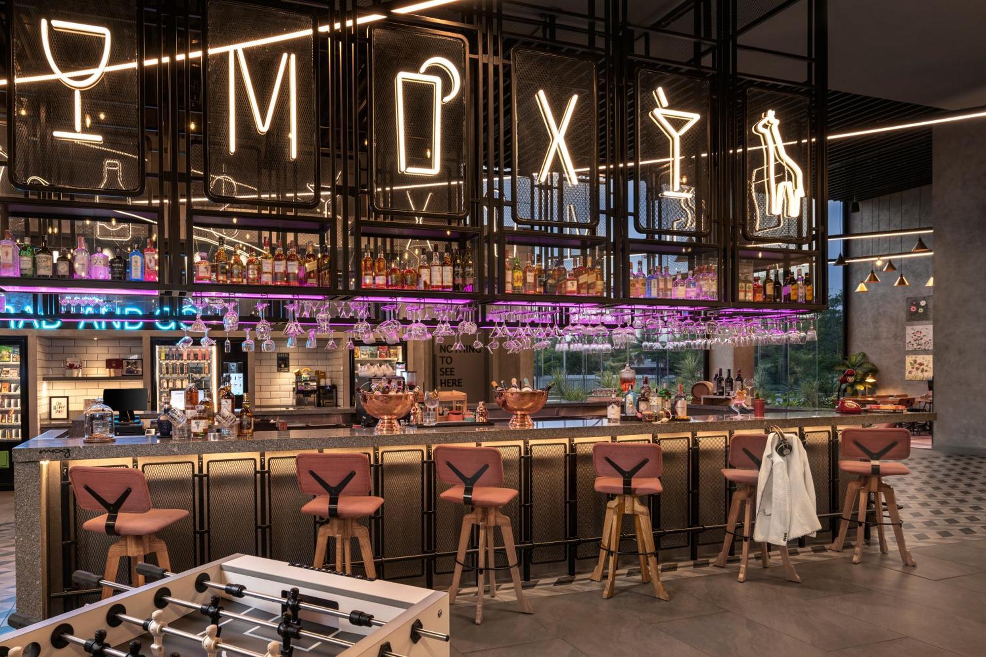Moxy Bengaluru Airport Prestige Tech Cloud Hotel Devanahalli Exterior photo