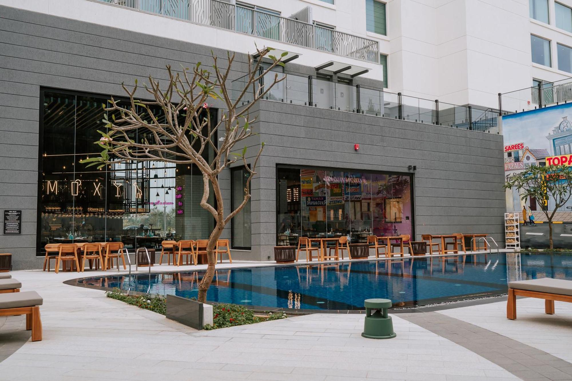 Moxy Bengaluru Airport Prestige Tech Cloud Hotel Devanahalli Exterior photo